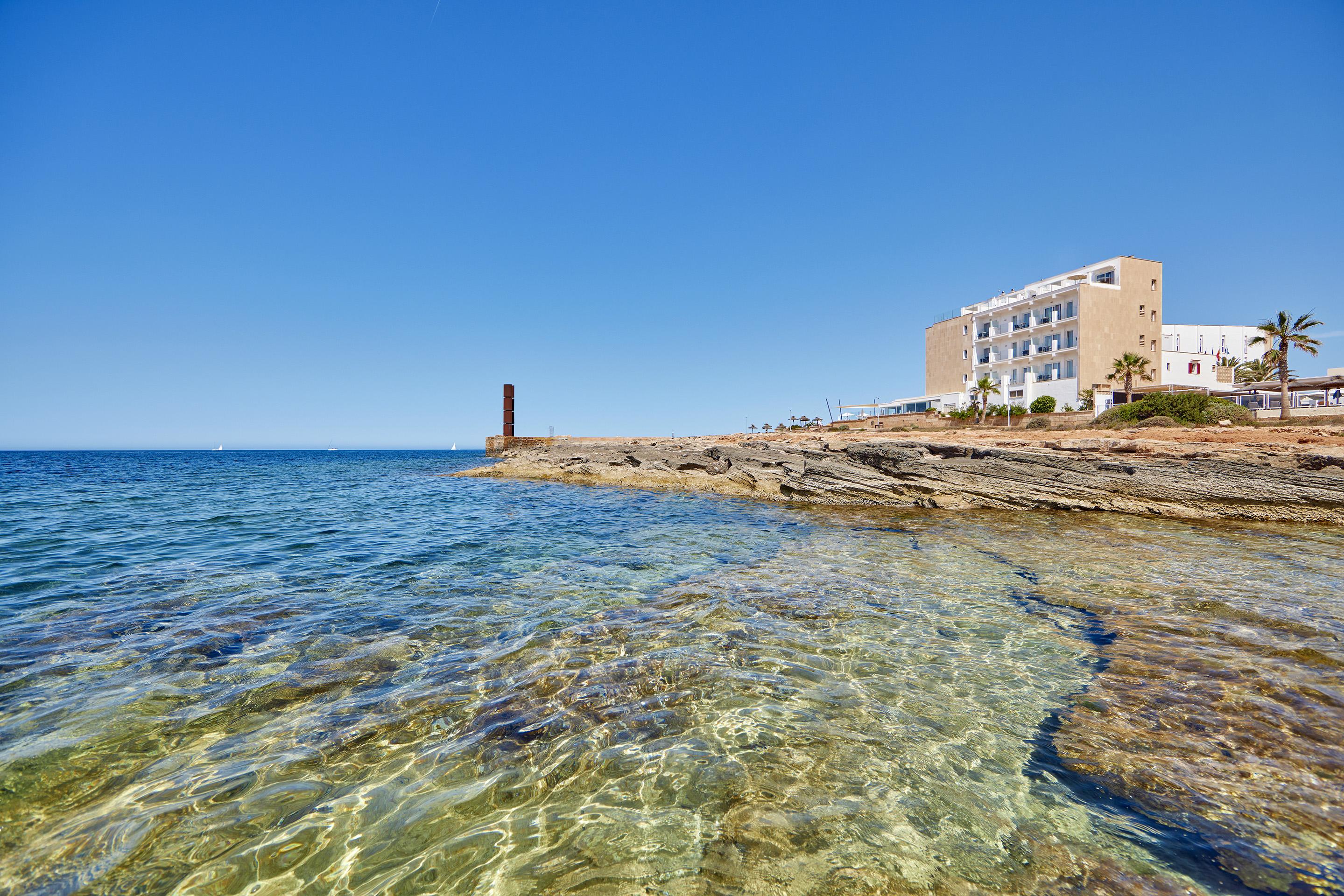Universal Hotel Cabo Blanco - Adults Only Colonia de Sant Jordi Exterior foto