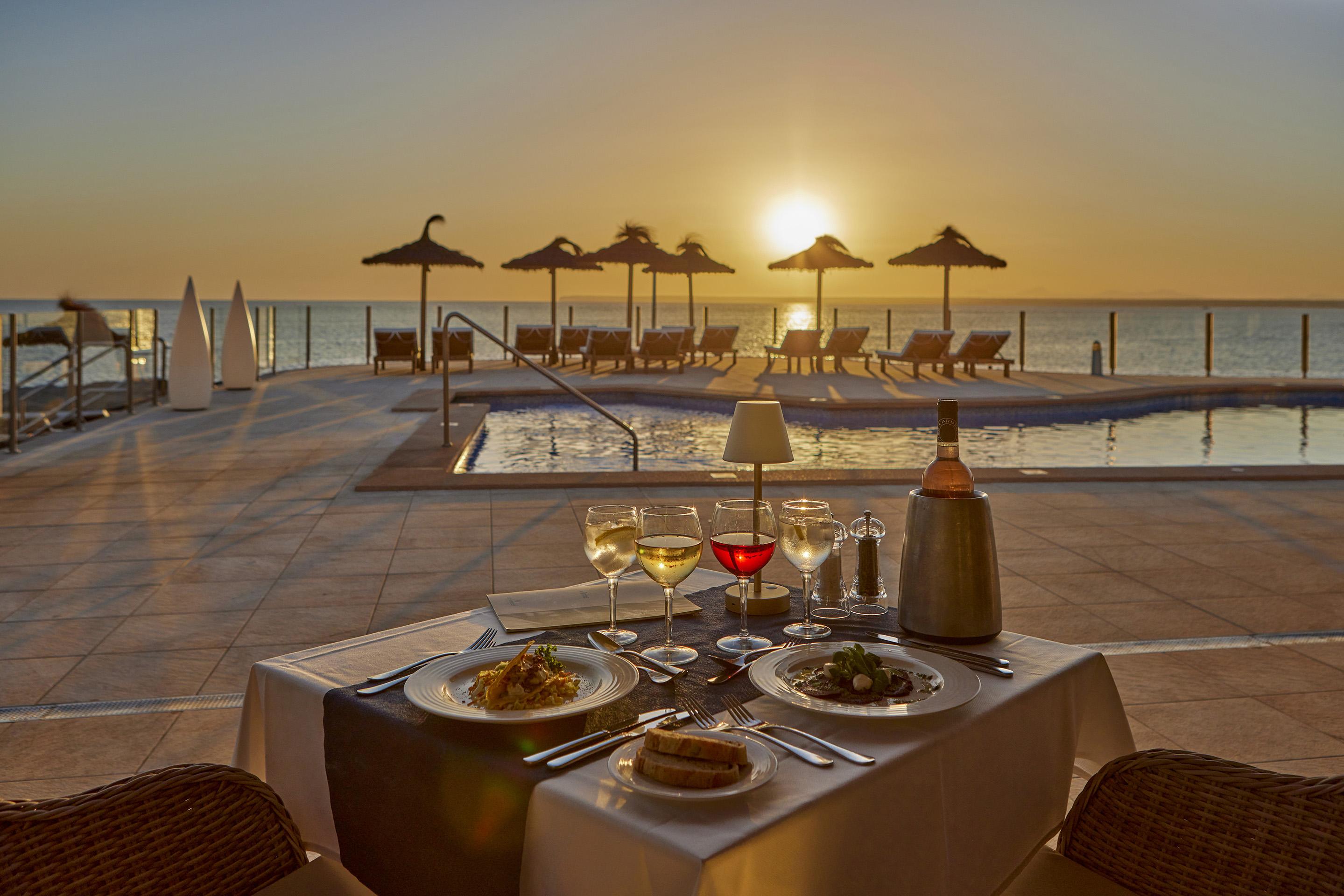 Universal Hotel Cabo Blanco - Adults Only Colonia de Sant Jordi Exterior foto