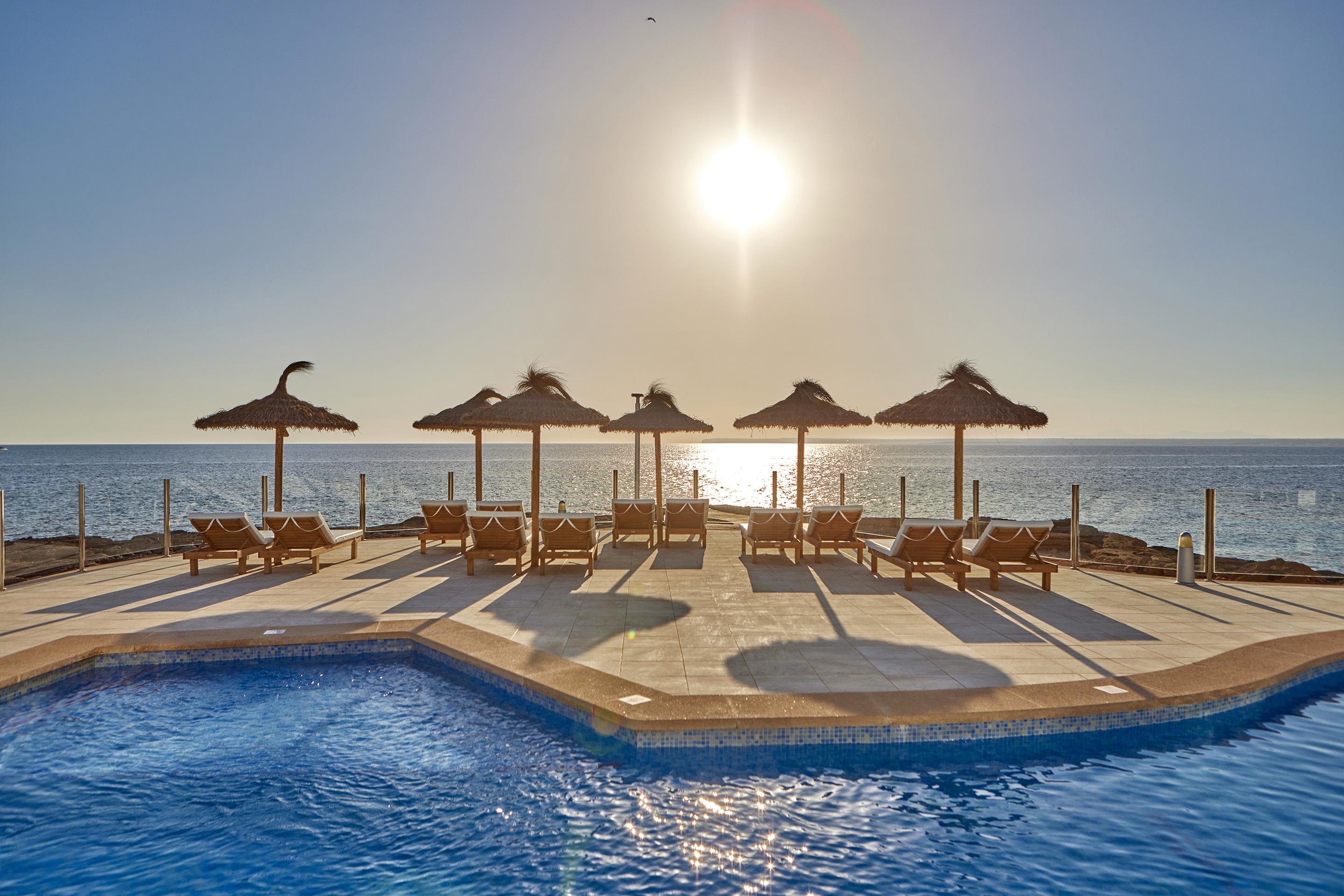 Universal Hotel Cabo Blanco - Adults Only Colonia de Sant Jordi Exterior foto