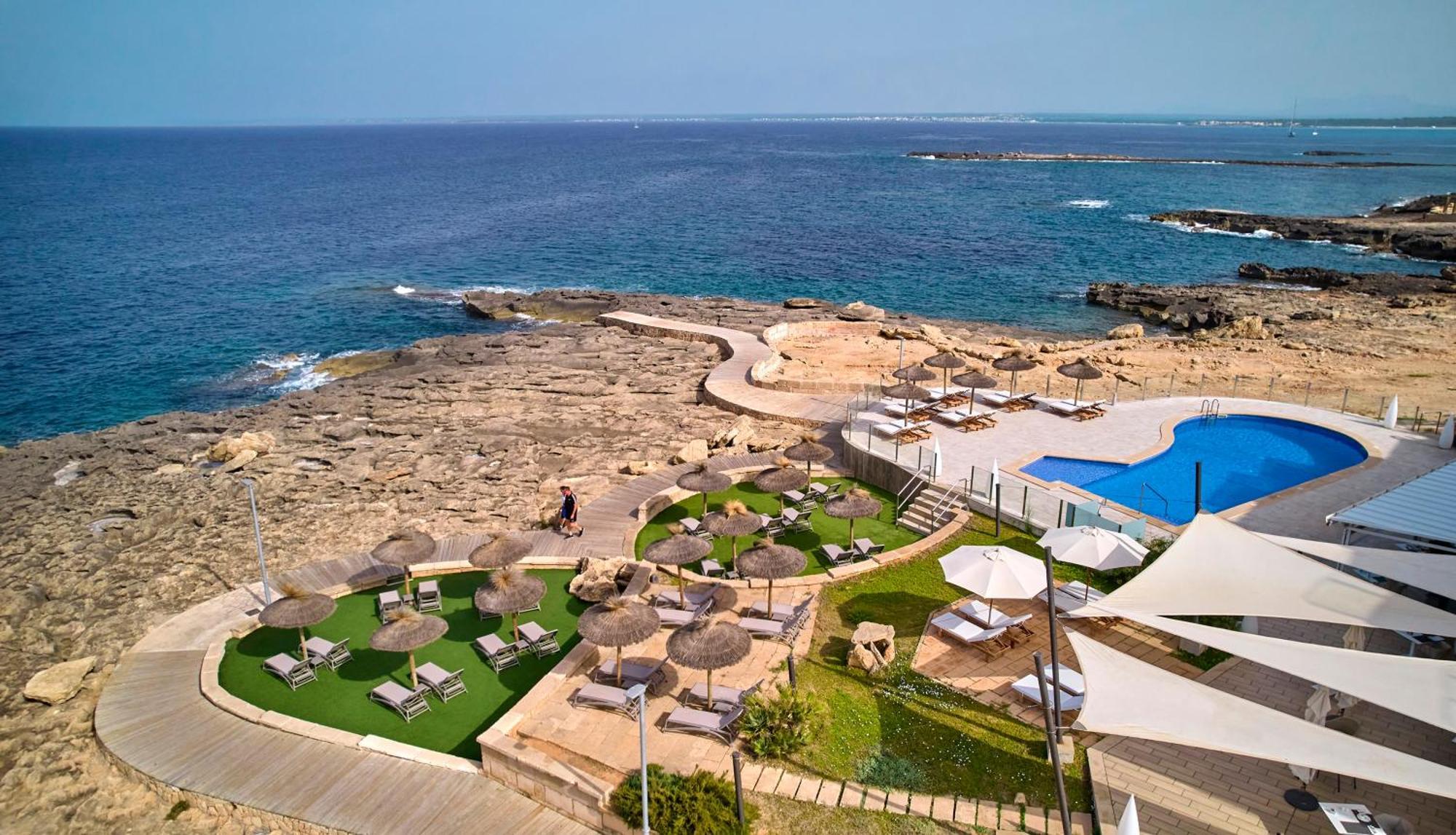 Universal Hotel Cabo Blanco - Adults Only Colonia de Sant Jordi Exterior foto